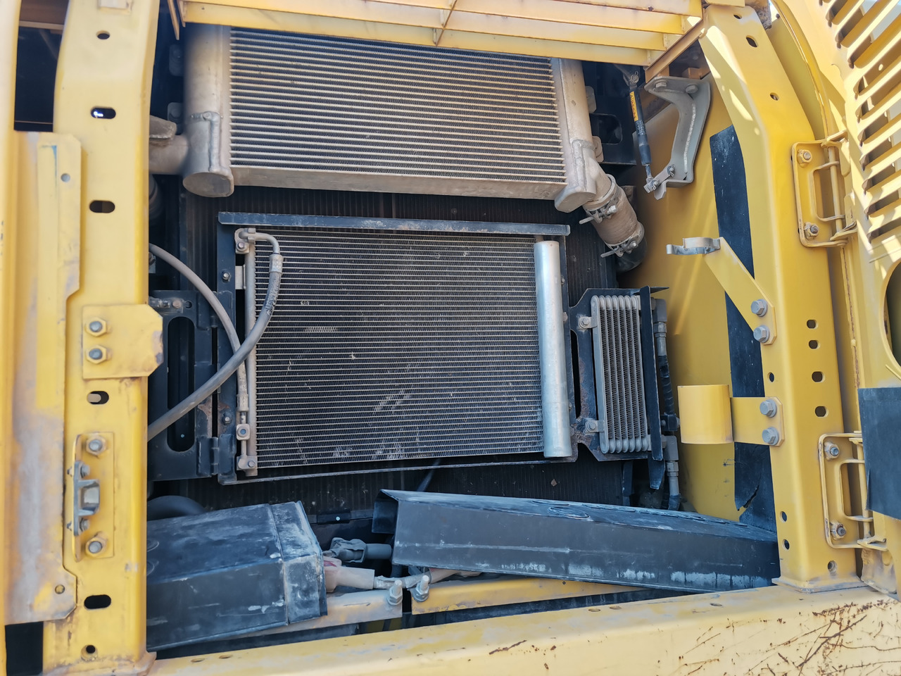 KOMATSU PC240 в лизинг KOMATSU PC240: фото 16