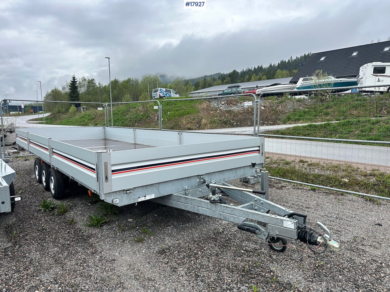 BK-hengeren til rør - Прицеп бортовой/ Платформа: фото 1 BK-hengeren til rør - Прицеп бортовой/ Платформа: фото 1