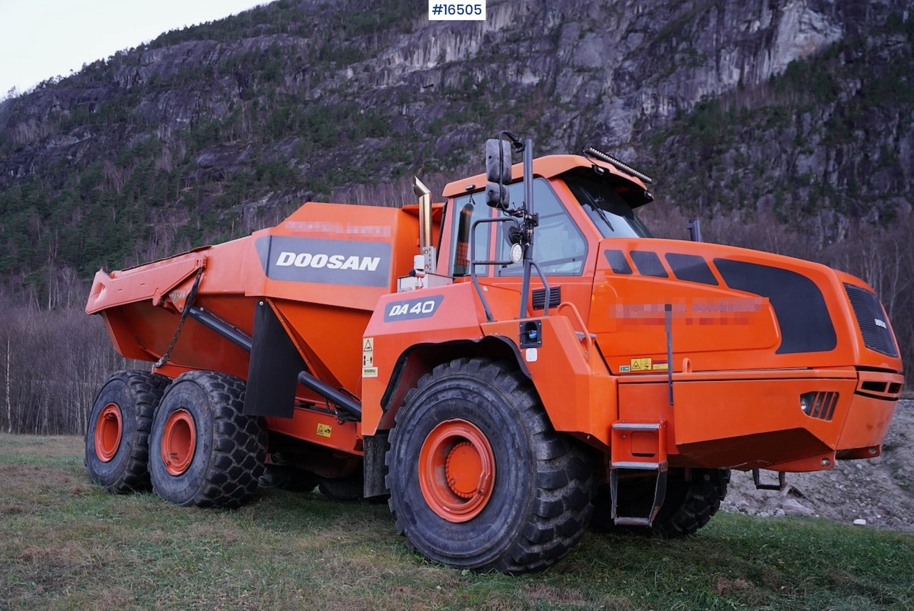 Doosan DA40 - Внедорожный самосвал: фото 1 Doosan DA40 - Внедорожный самосвал: фото 1