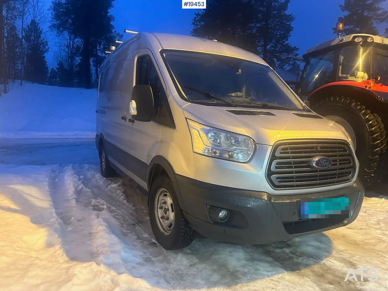 Ford Transit - Цельнометаллический фургон: фото 4 Ford Transit - Цельнометаллический фургон: фото 4
