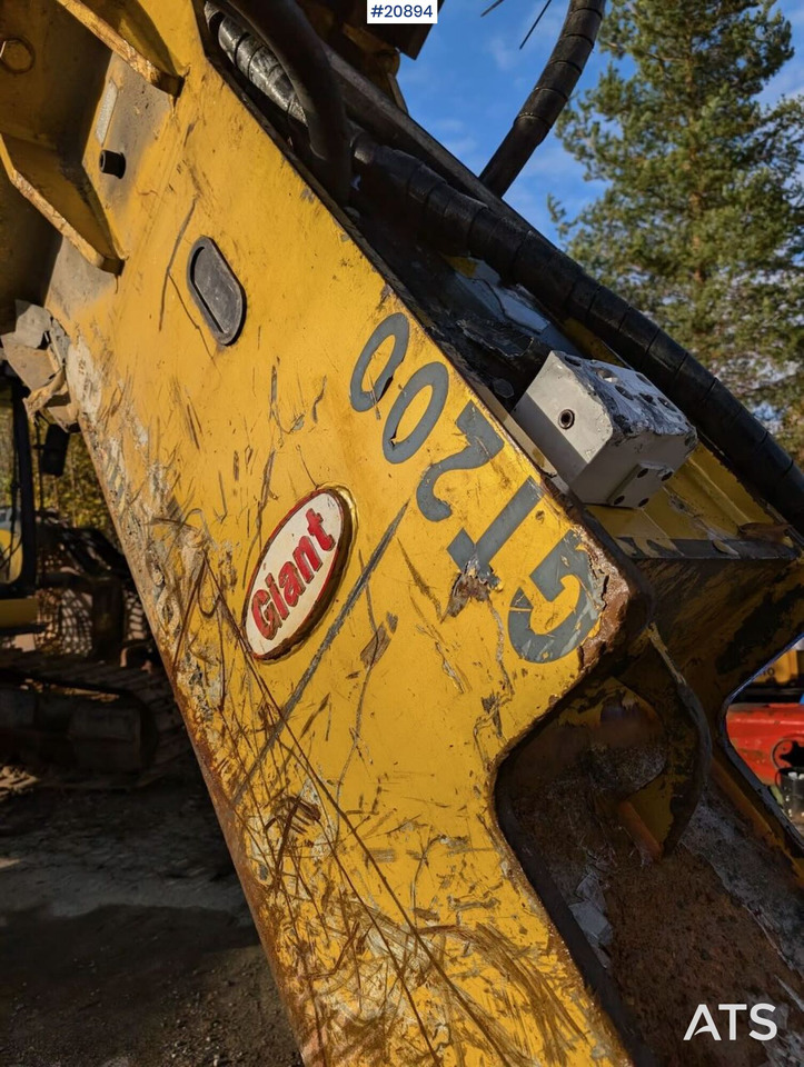 Giant GT200 - Гидромолот для Строительной техники: фото 2 Giant GT200 - Гидромолот для Строительной техники: фото 2