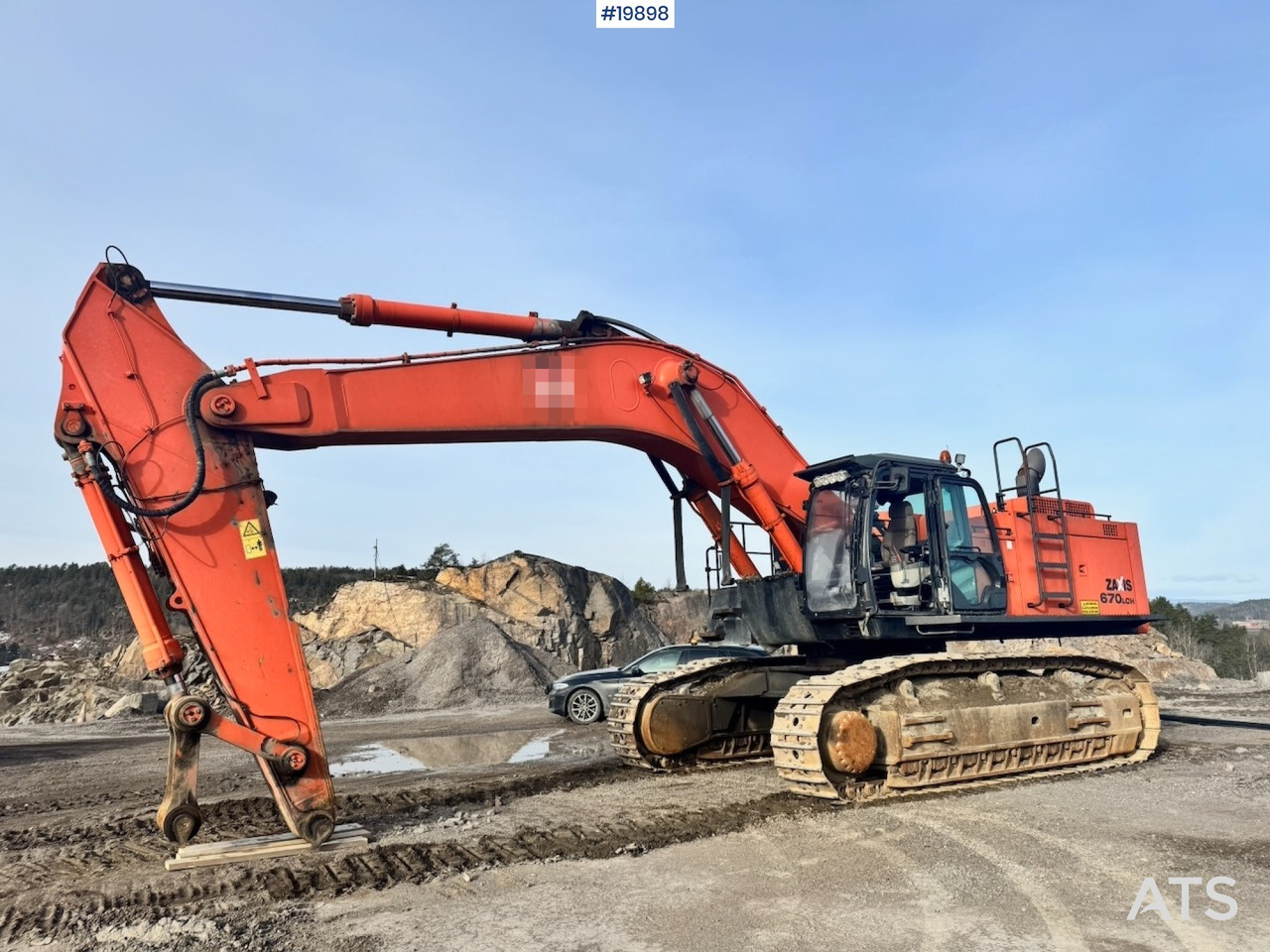 Hitachi ZX670LCH-5 - Экскаватор: фото 1 Hitachi ZX670LCH-5 - Экскаватор: фото 1