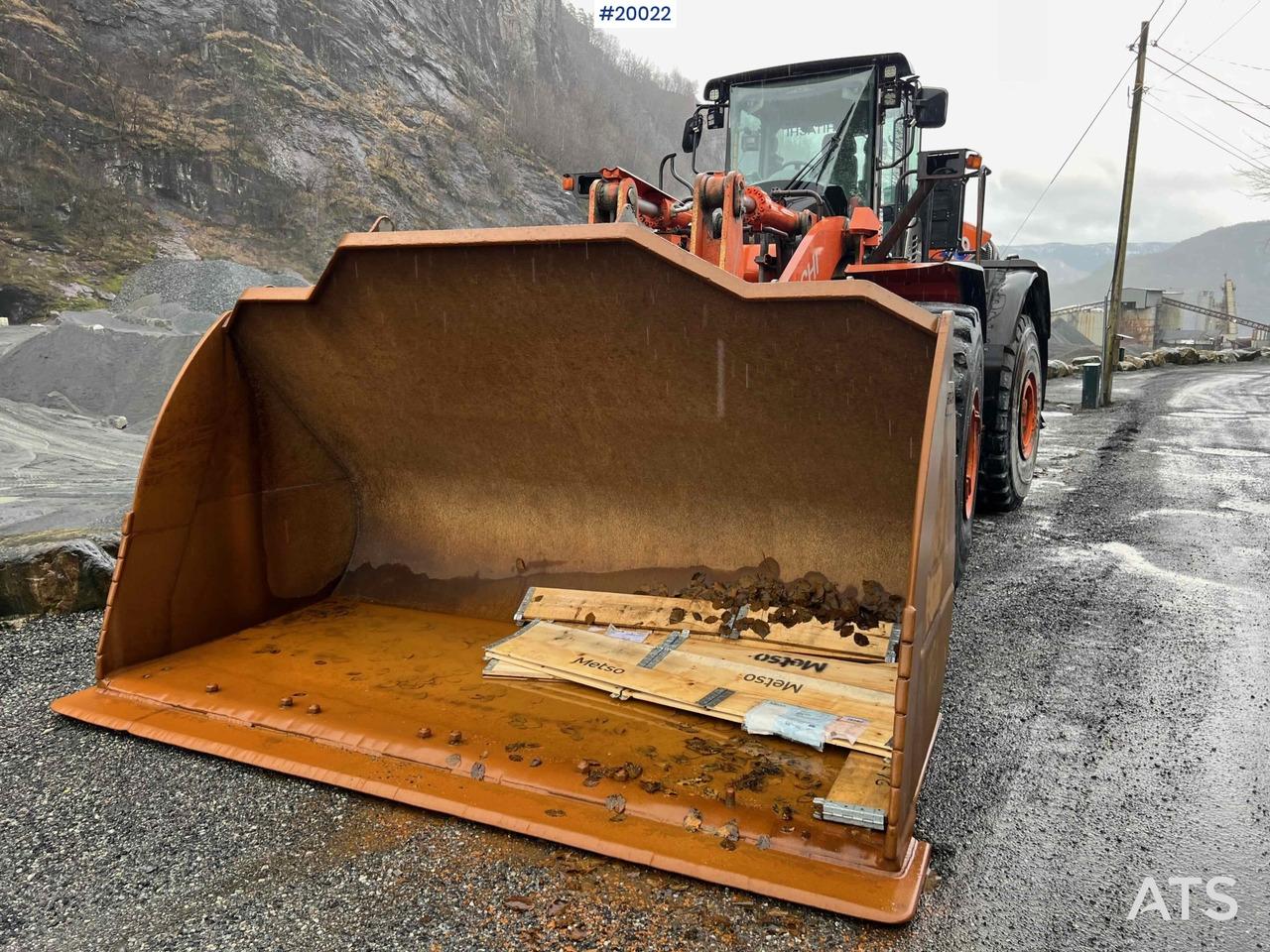Hitachi zw370-6 hjullaster m / vekt, skriver og skuffe - Колёсный погрузчик: фото 5 Hitachi zw370-6 hjullaster m / vekt, skriver og skuffe - Колёсный погрузчик: фото 5