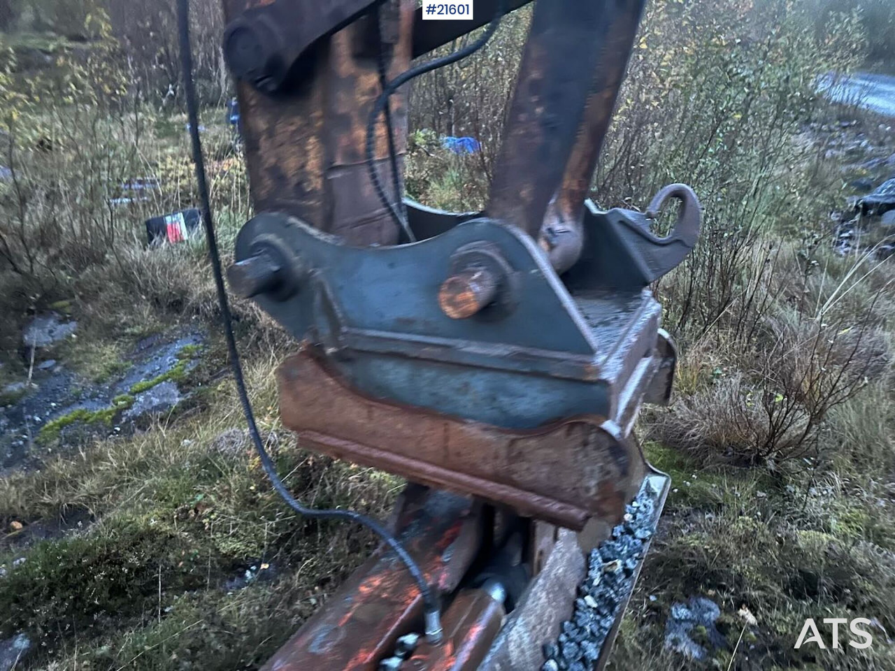 Гусеничный экскаватор Hyundai 210LC- 3H gravemaskin m/ 5 skuffer. Byttet belter for 100 timer siden: фото 9