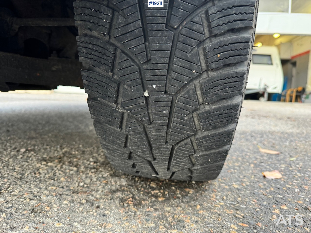 Грузовик бортовой/ Платформа Iveco 35S14: фото 11