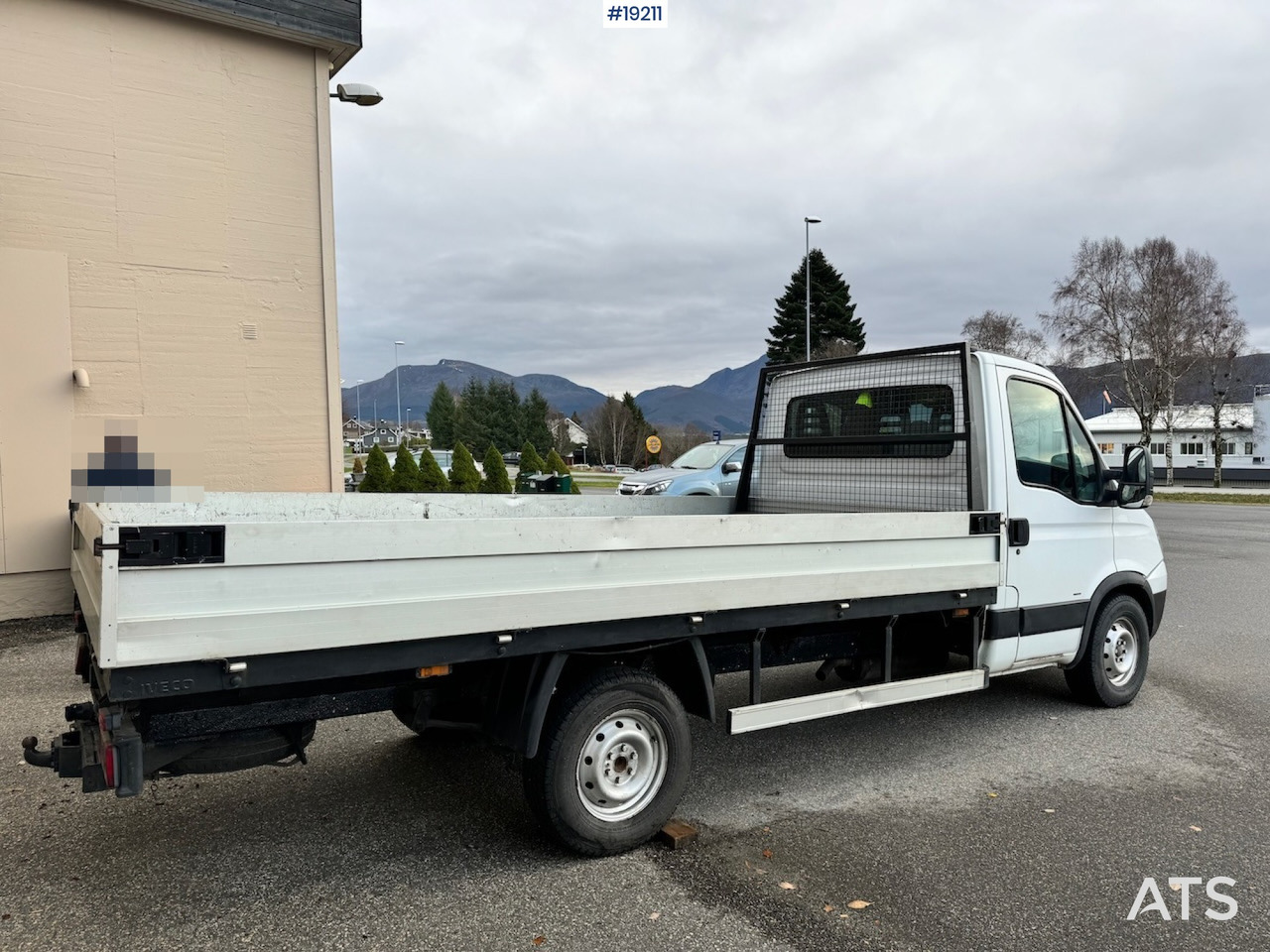 Грузовик бортовой/ Платформа Iveco 35S14: фото 6