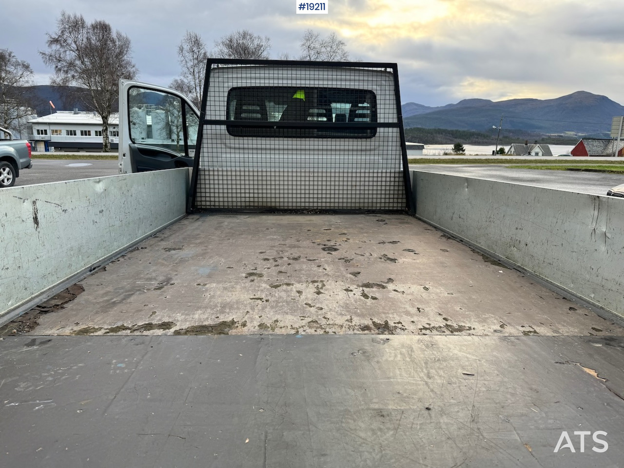 Грузовик бортовой/ Платформа Iveco 35S14: фото 16
