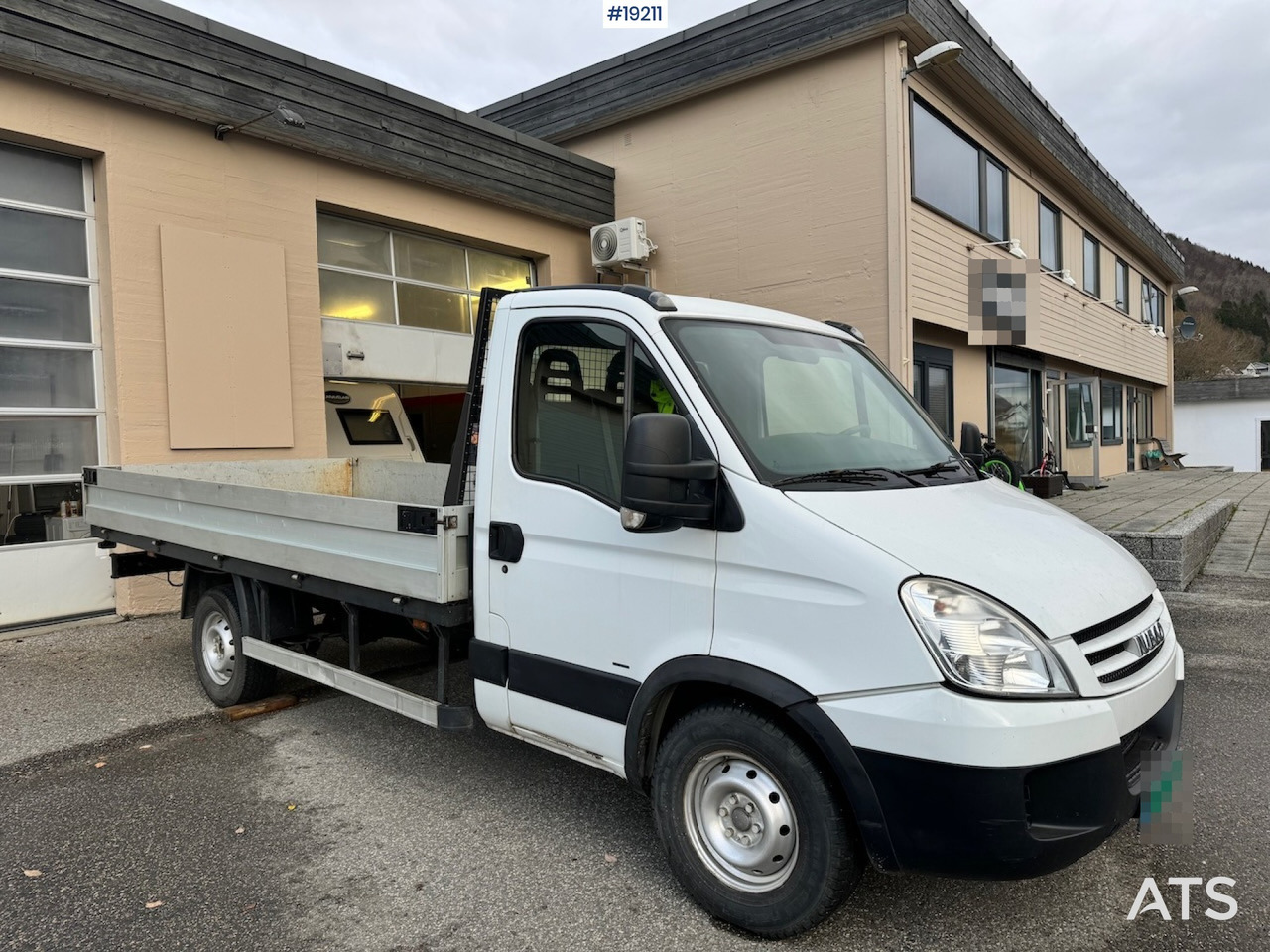 Грузовик бортовой/ Платформа Iveco 35S14: фото 7