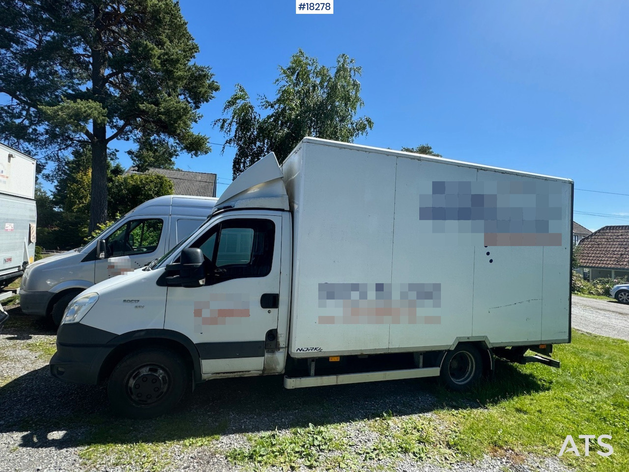 Iveco 50C17 - Грузовик с закрытым кузовом: фото 2 Iveco 50C17 - Грузовик с закрытым кузовом: фото 2