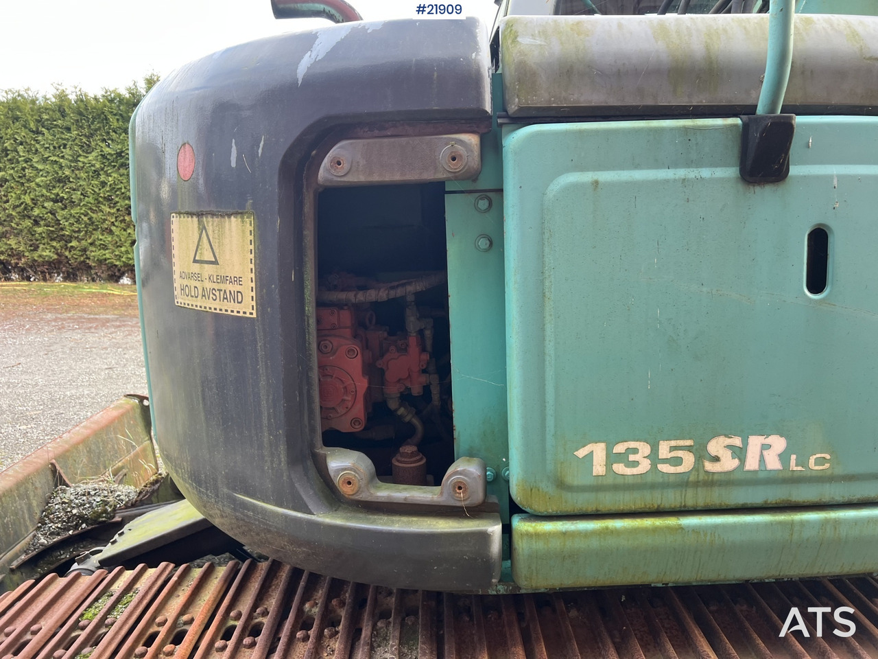 Гусеничный экскаватор Kobelco sk135SRLC m/ pusseskuffe og graveskuffe: фото 9