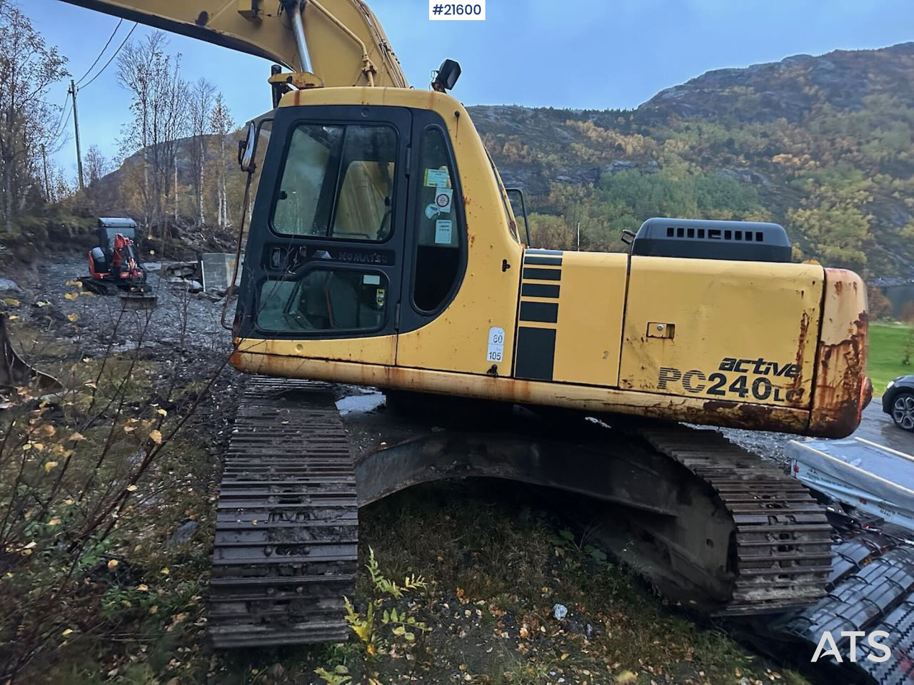 Komatsu PC240LC gravemaskin - Гусеничный экскаватор: фото 5 Komatsu PC240LC gravemaskin - Гусеничный экскаватор: фото 5