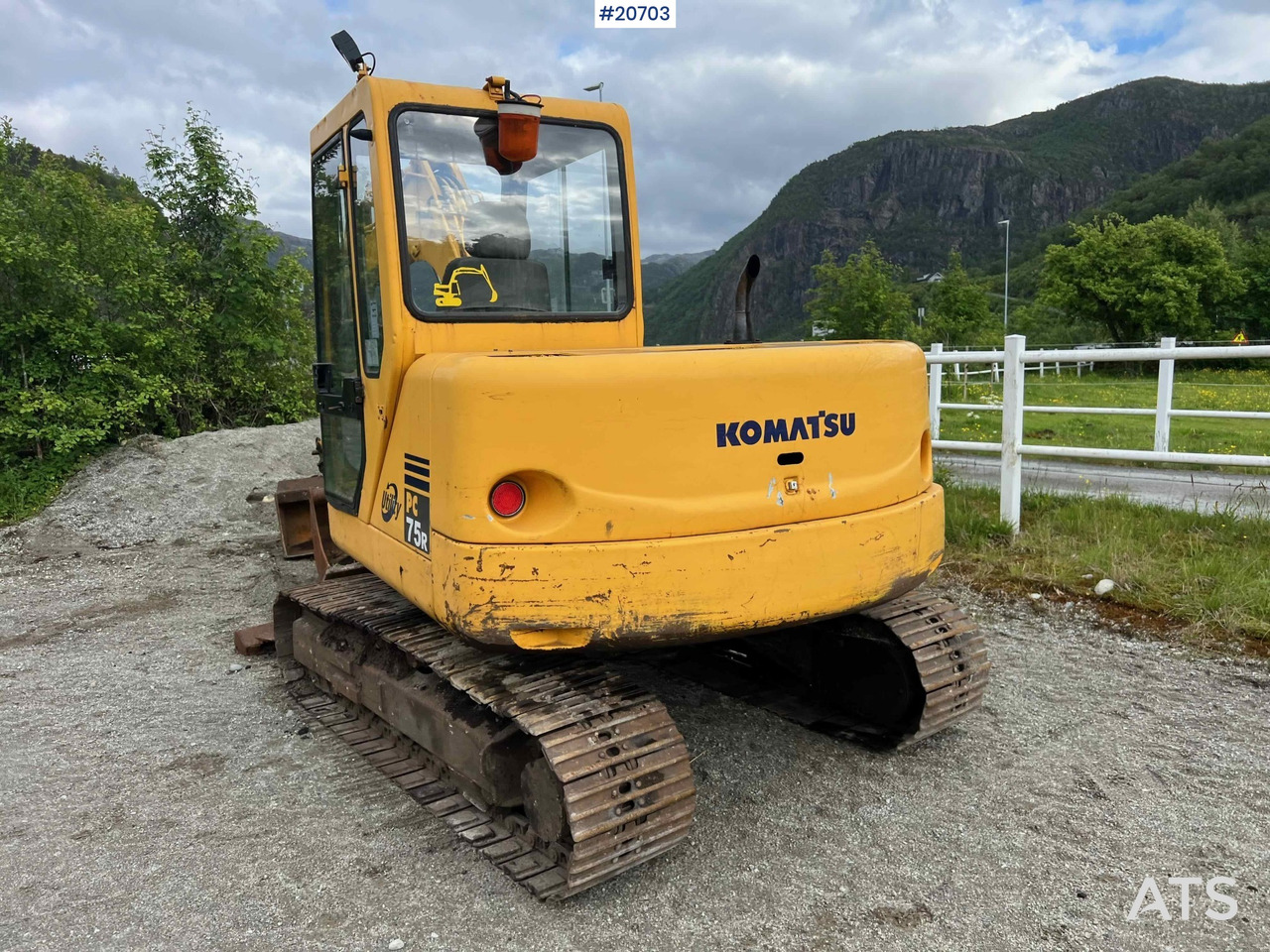 Экскаватор Komatsu PC75: фото 20