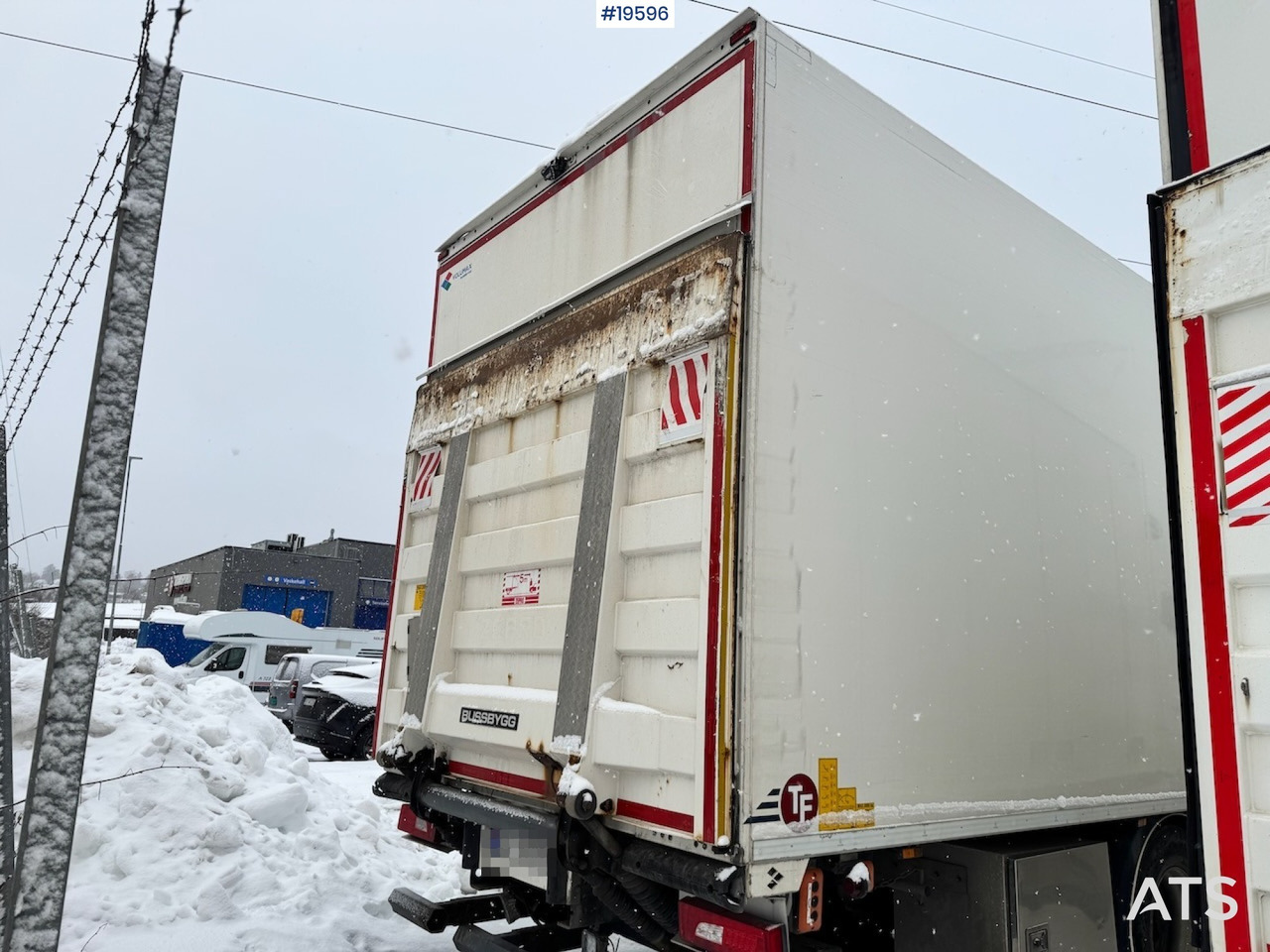 Scania G320 - Грузовик с закрытым кузовом: фото 5 Scania G320 - Грузовик с закрытым кузовом: фото 5