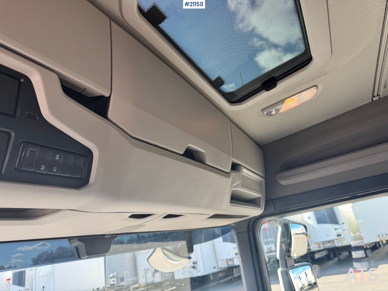 Грузовик с закрытым кузовом Scania P360: фото 43