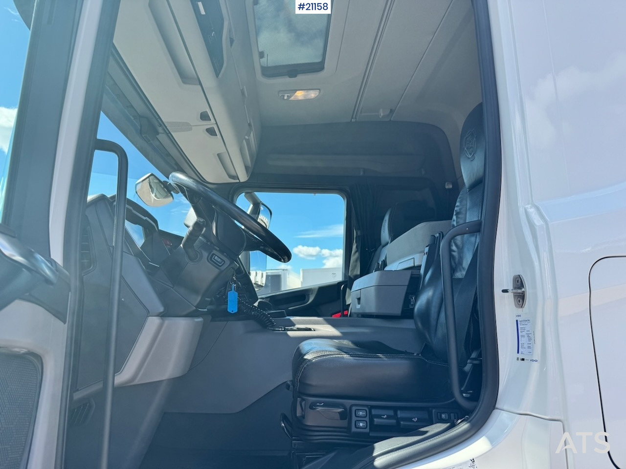 Грузовик с закрытым кузовом Scania P360: фото 34