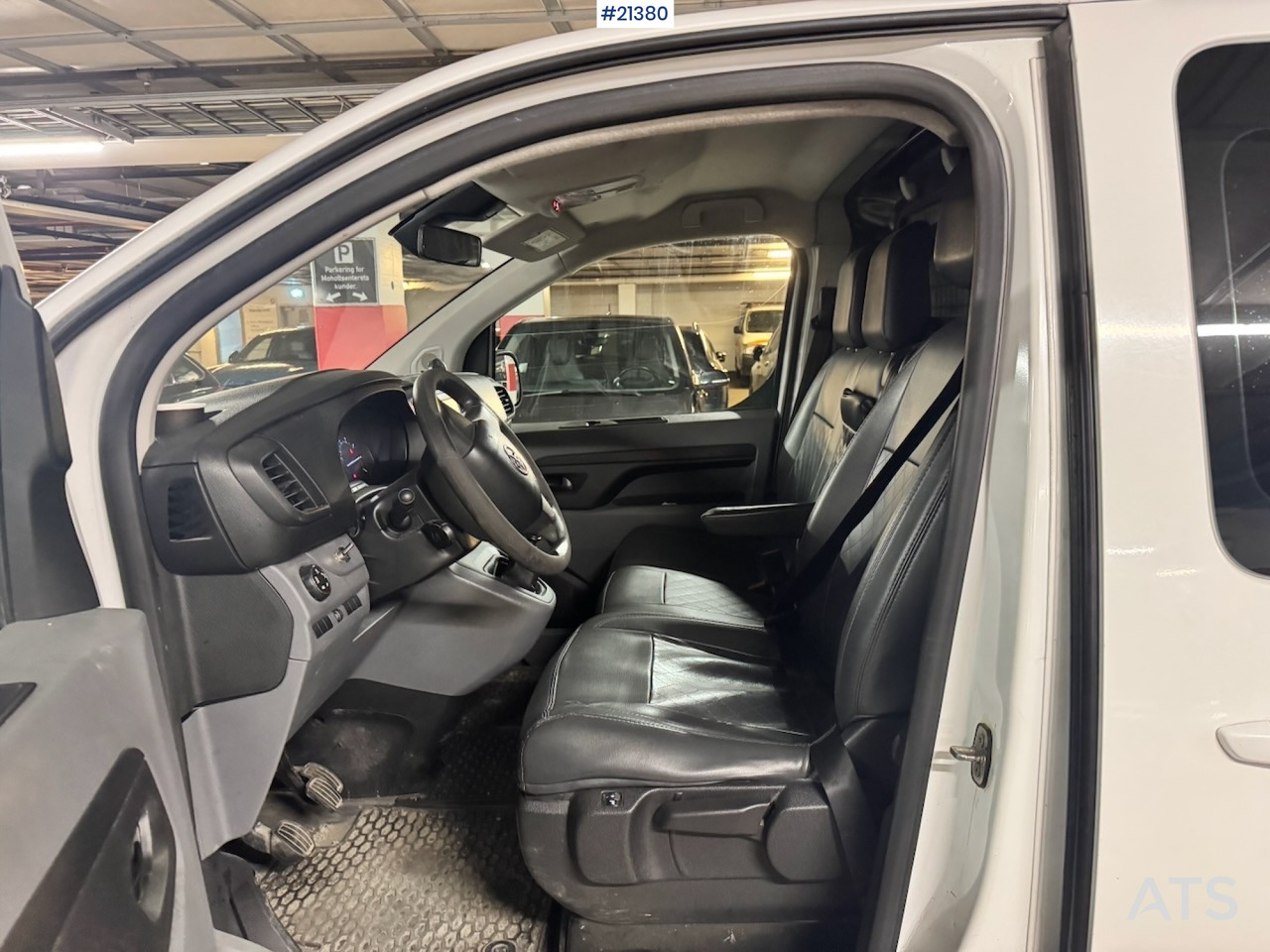 Цельнометаллический фургон Toyota proace: фото 19 Цельнометаллический фургон Toyota proace: фото 19