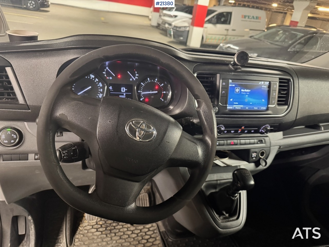 Цельнометаллический фургон Toyota proace: фото 22 Цельнометаллический фургон Toyota proace: фото 22