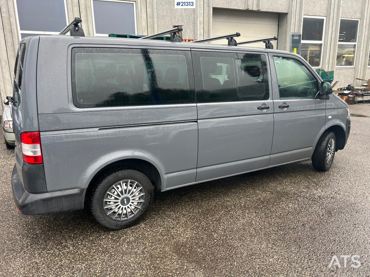 Volkswagen kombi 9 seter - Микроавтобус, Пассажирский фургон: фото 3 Volkswagen kombi 9 seter - Микроавтобус, Пассажирский фургон: фото 3
