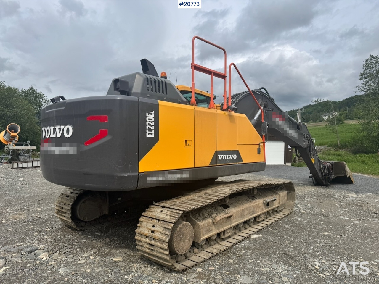Гусеничный экскаватор Volvo EC220EL: фото 6