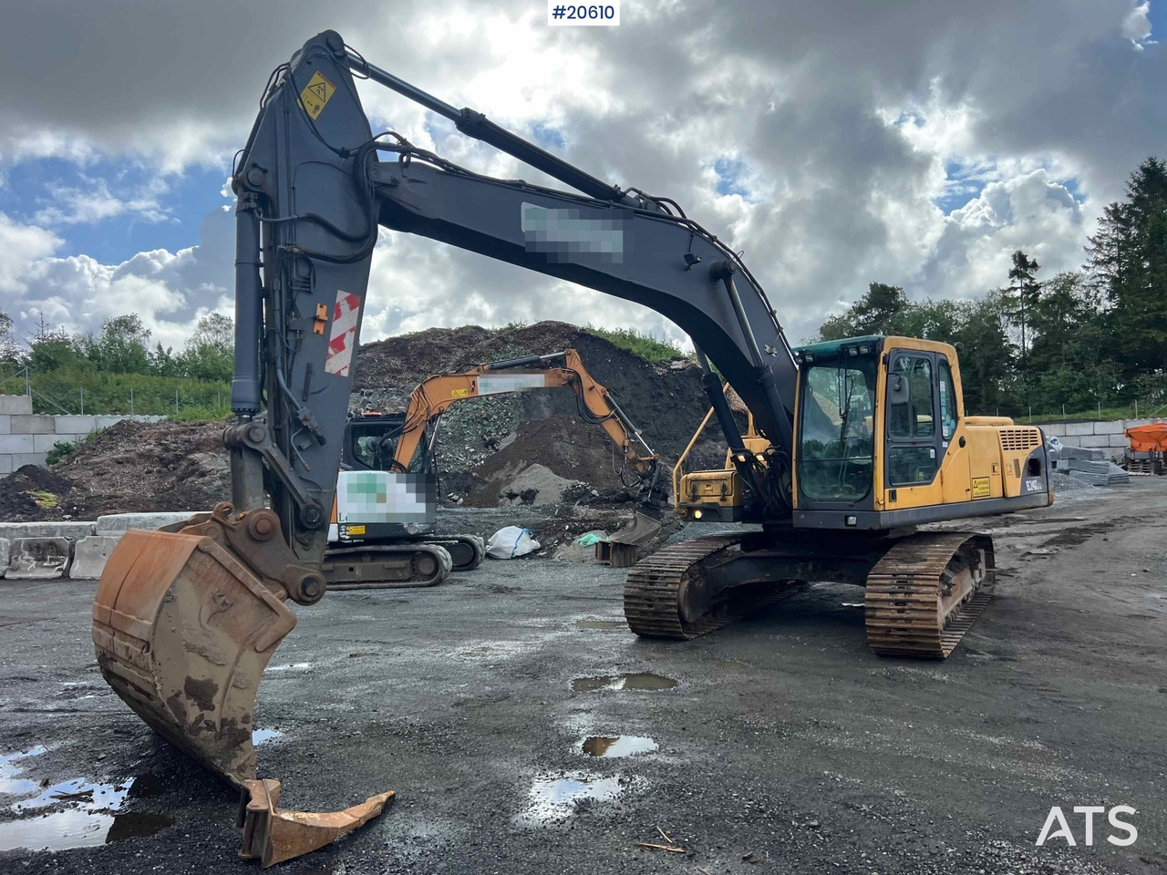 Volvo EC240B - Экскаватор: фото 1 Volvo EC240B - Экскаватор: фото 1