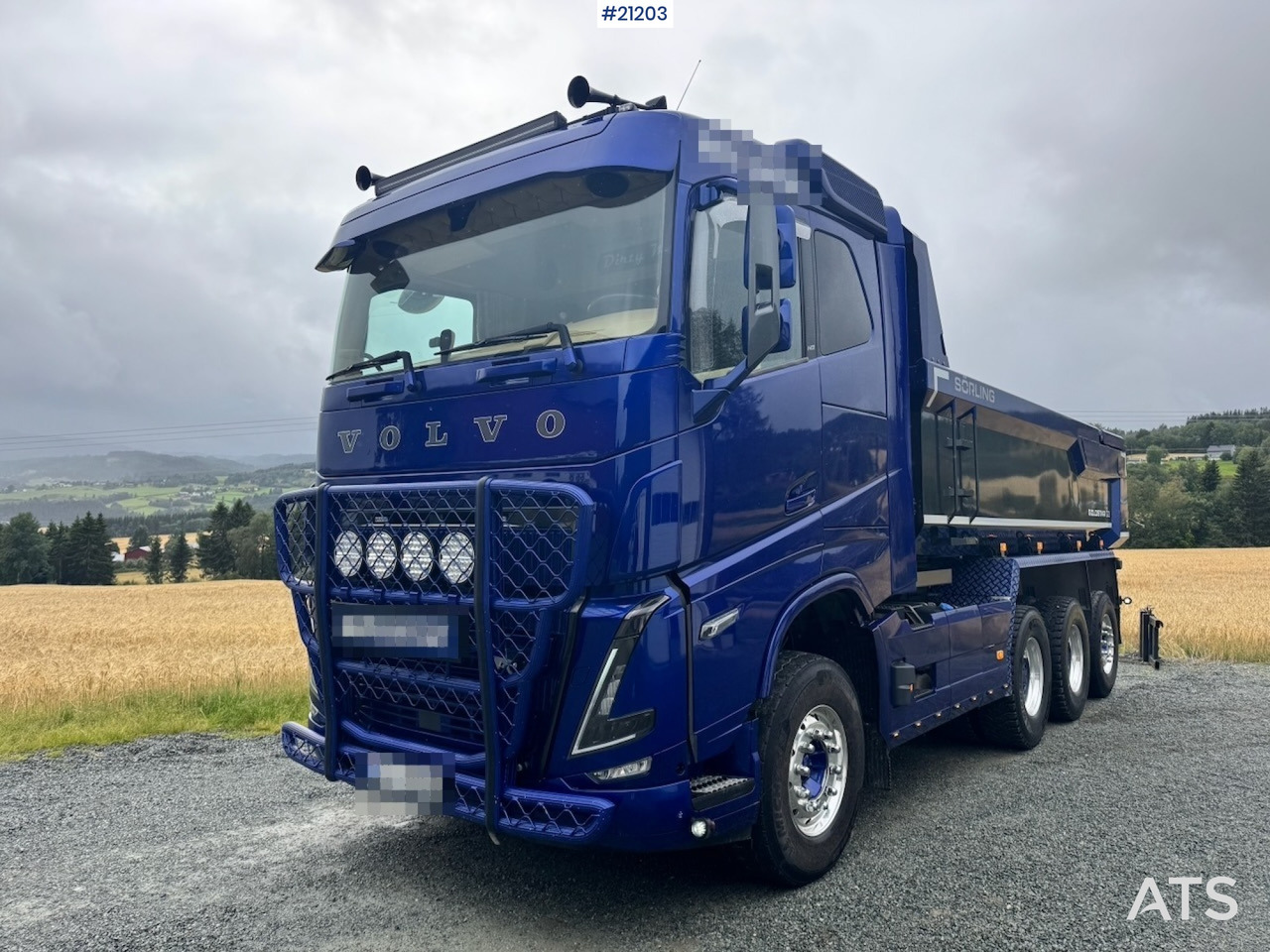 Volvo FH16 - Самосвал: фото 1 Volvo FH16 - Самосвал: фото 1