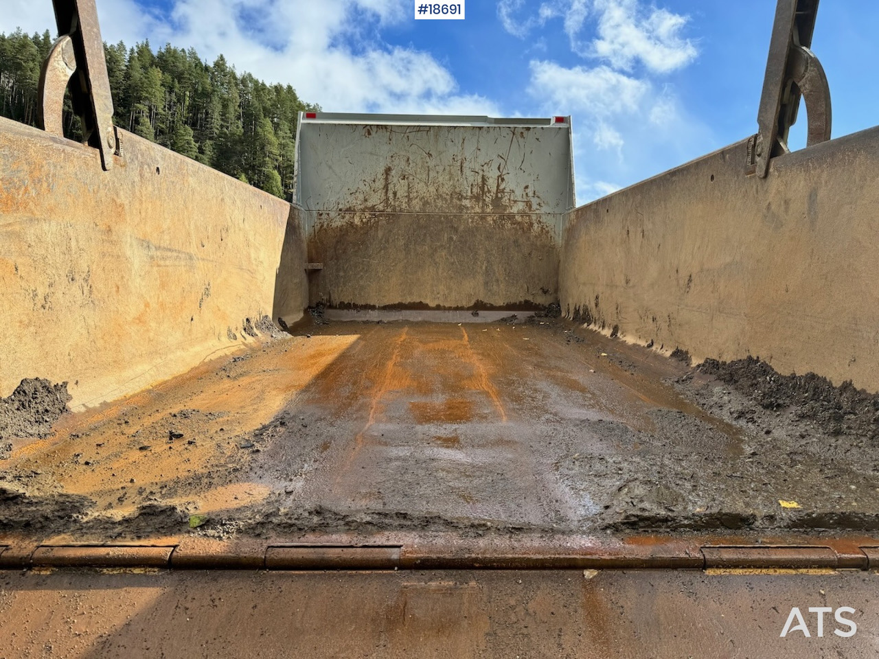 Самосвал Volvo FH650: фото 23