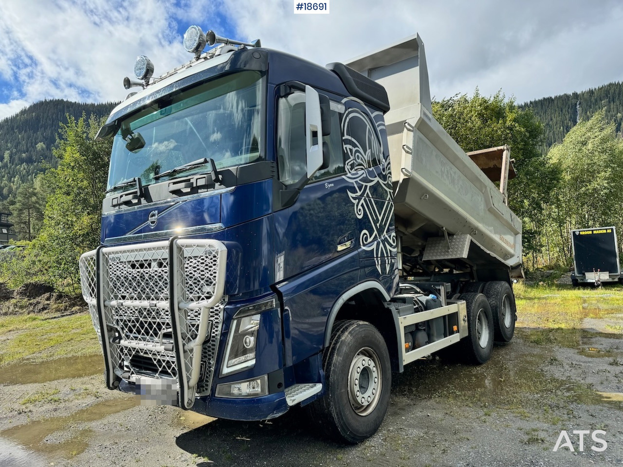 Самосвал Volvo FH650: фото 7