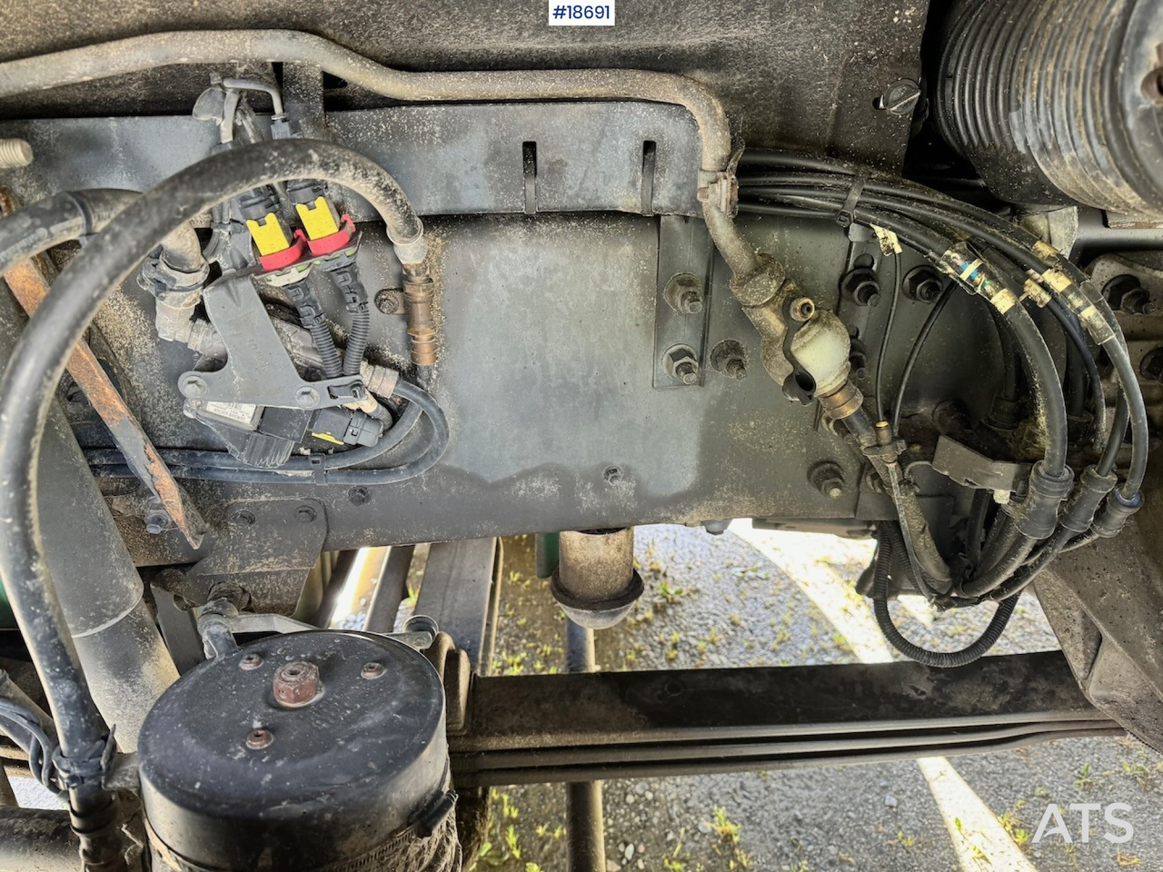 Самосвал Volvo FH650: фото 12