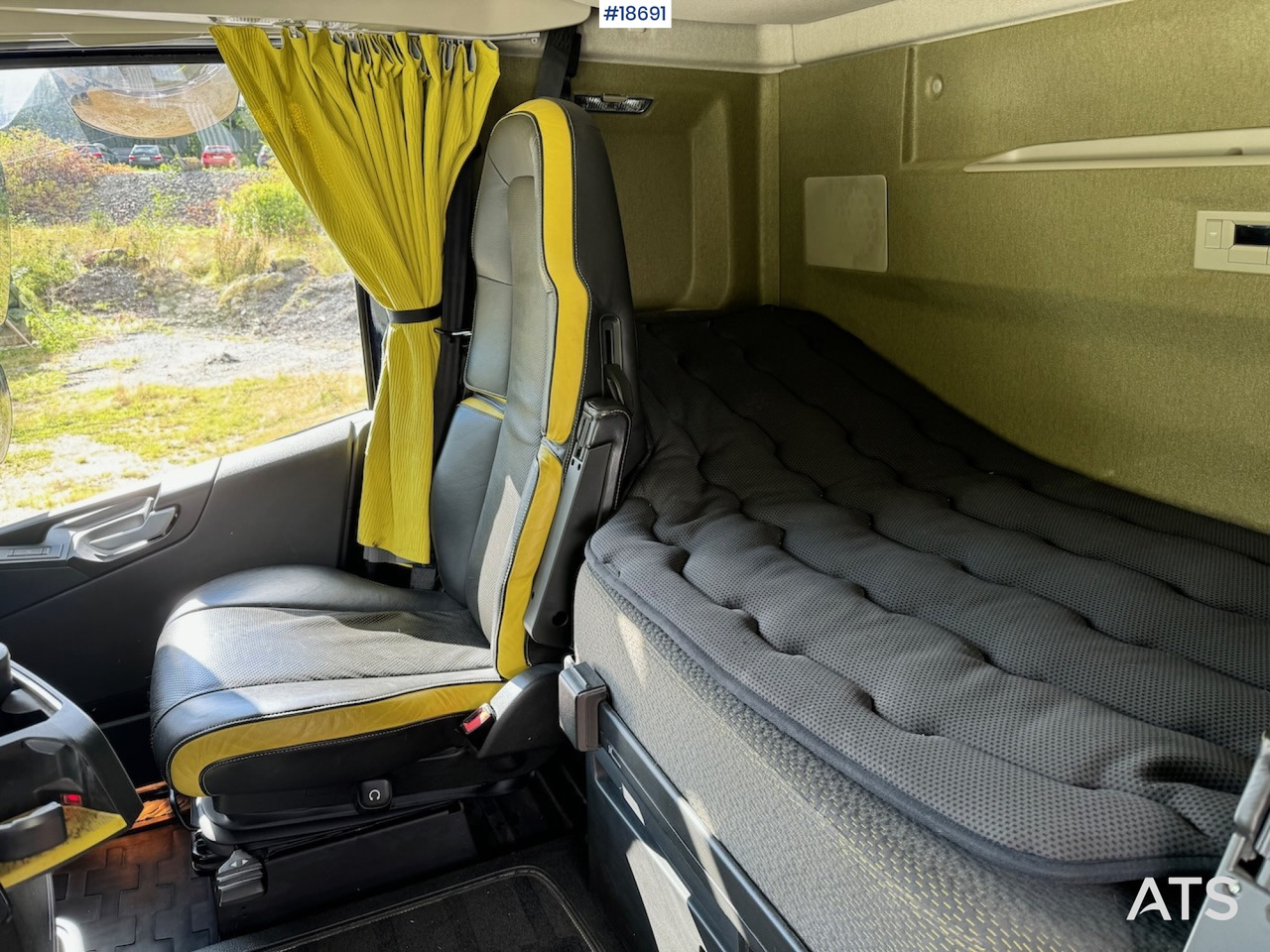 Самосвал Volvo FH650: фото 27