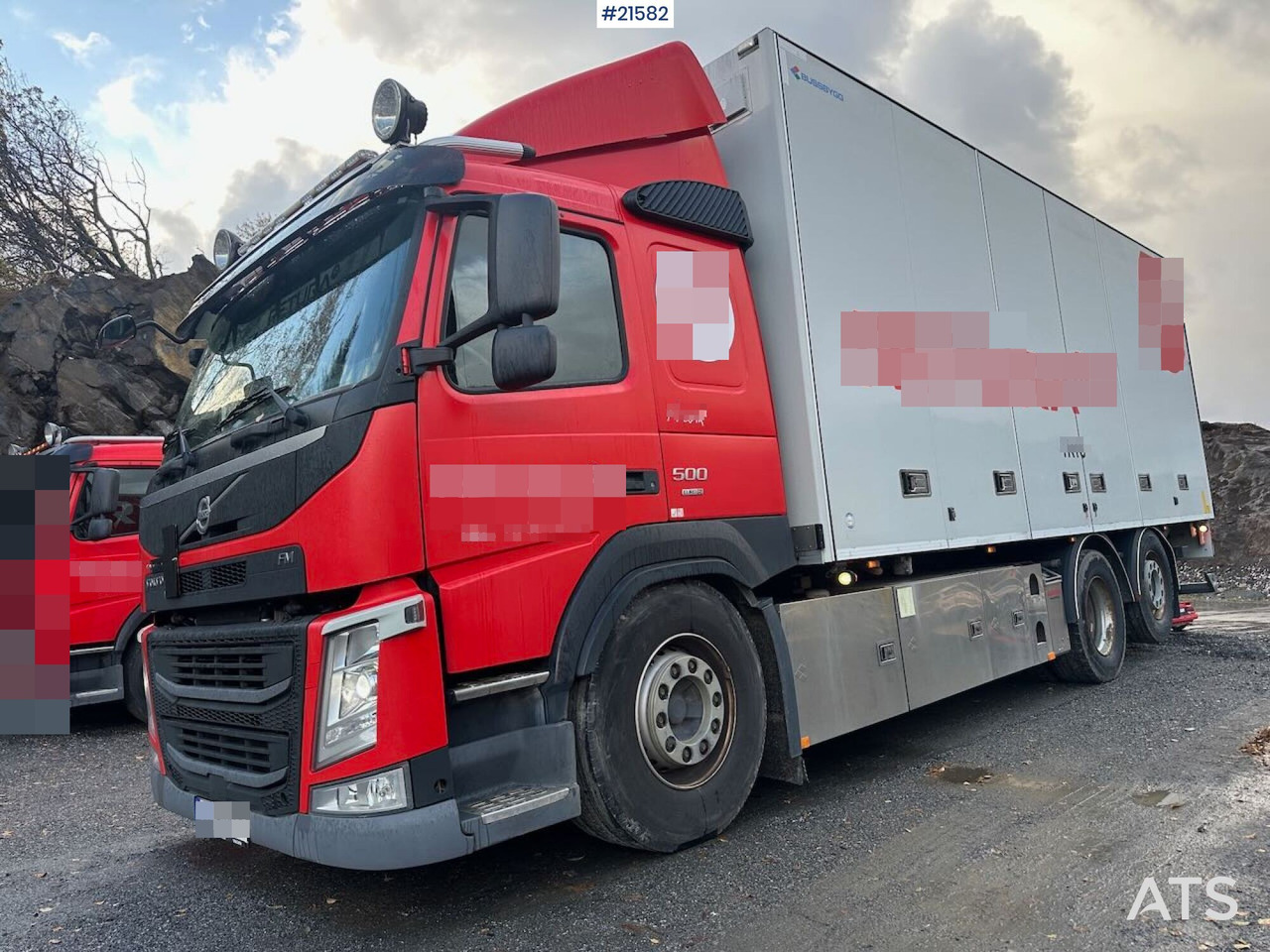 Volvo FM 500 6x2 skapbil m/ full sideåpning og lift. - Грузовик с закрытым кузовом: фото 2 Volvo FM 500 6x2 skapbil m/ full sideåpning og lift. - Грузовик с закрытым кузовом: фото 2
