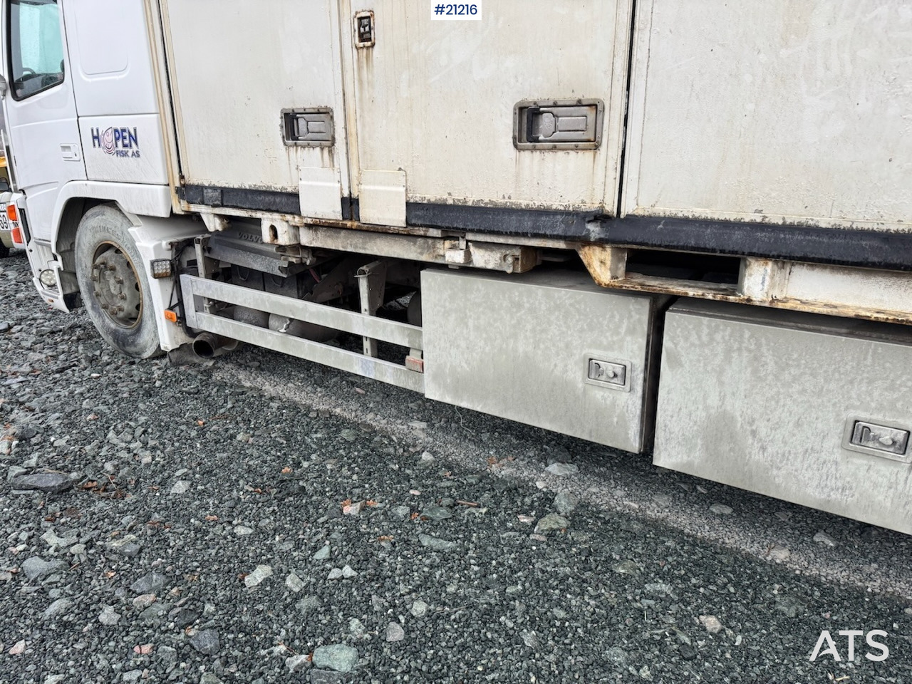 Грузовик с закрытым кузовом Volvo FM9: фото 26