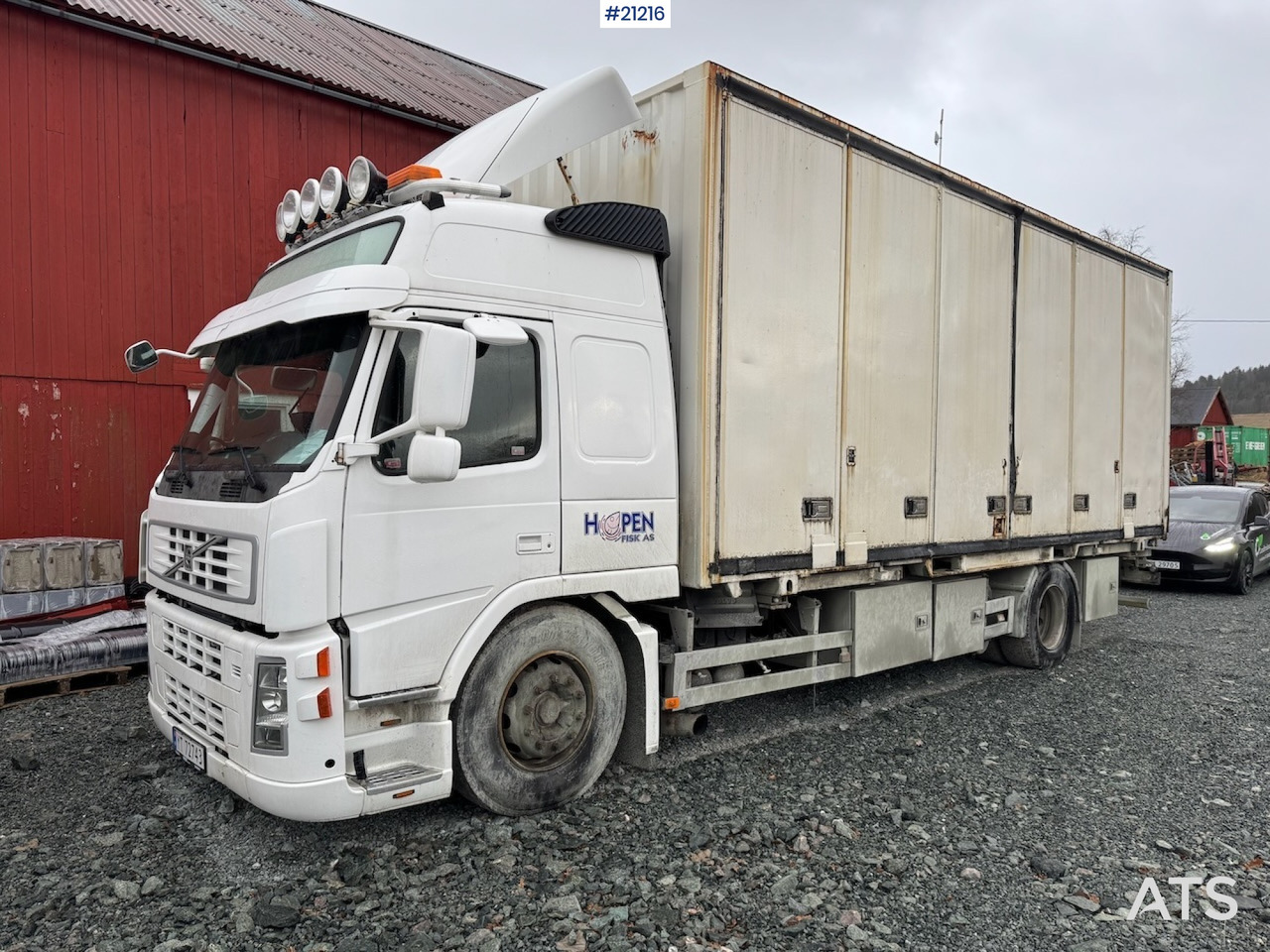 Volvo FM9 - Грузовик с закрытым кузовом: фото 1 Volvo FM9 - Грузовик с закрытым кузовом: фото 1