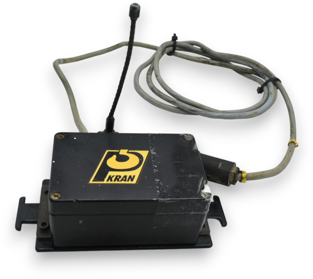Receiver with cable and antenna Scanreco RC400 - Запчасти для Кранов-манипуляторов: фото 3 Receiver with cable and antenna Scanreco RC400 - Запчасти для Кранов-манипуляторов: фото 3