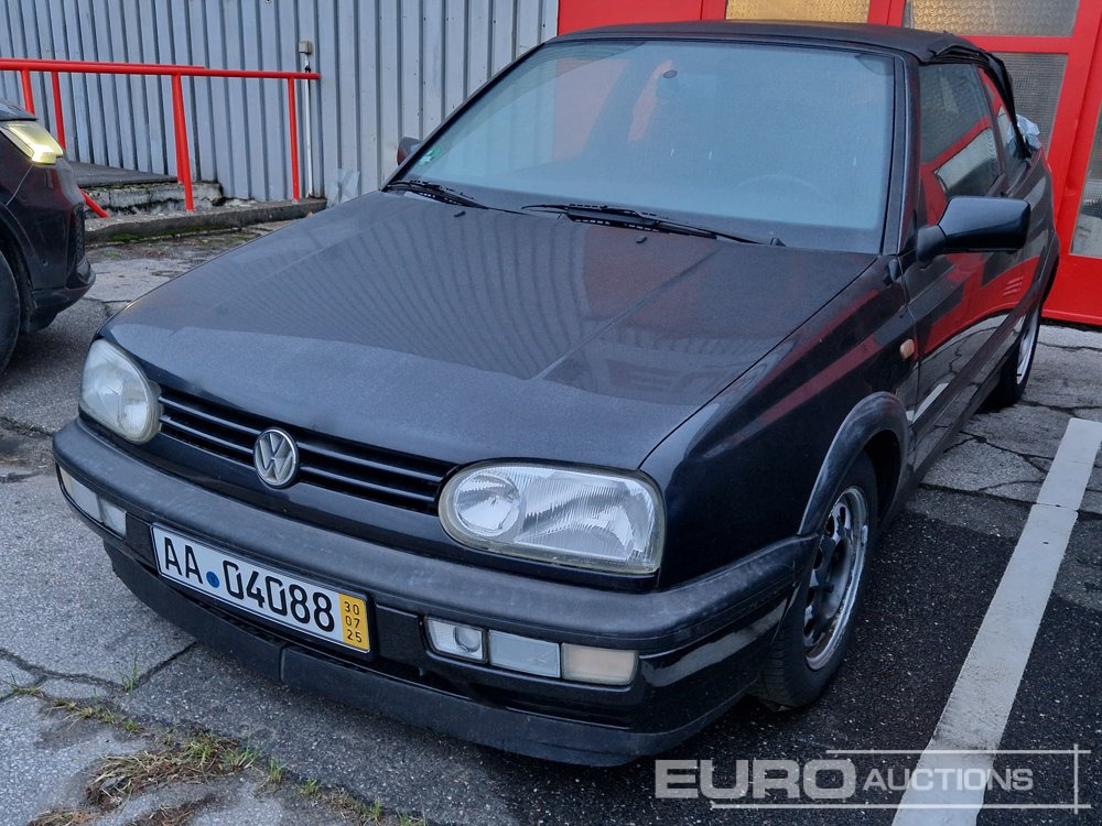 1999 Volkswagen Golf - Легковой автомобиль: фото 1 1999 Volkswagen Golf - Легковой автомобиль: фото 1