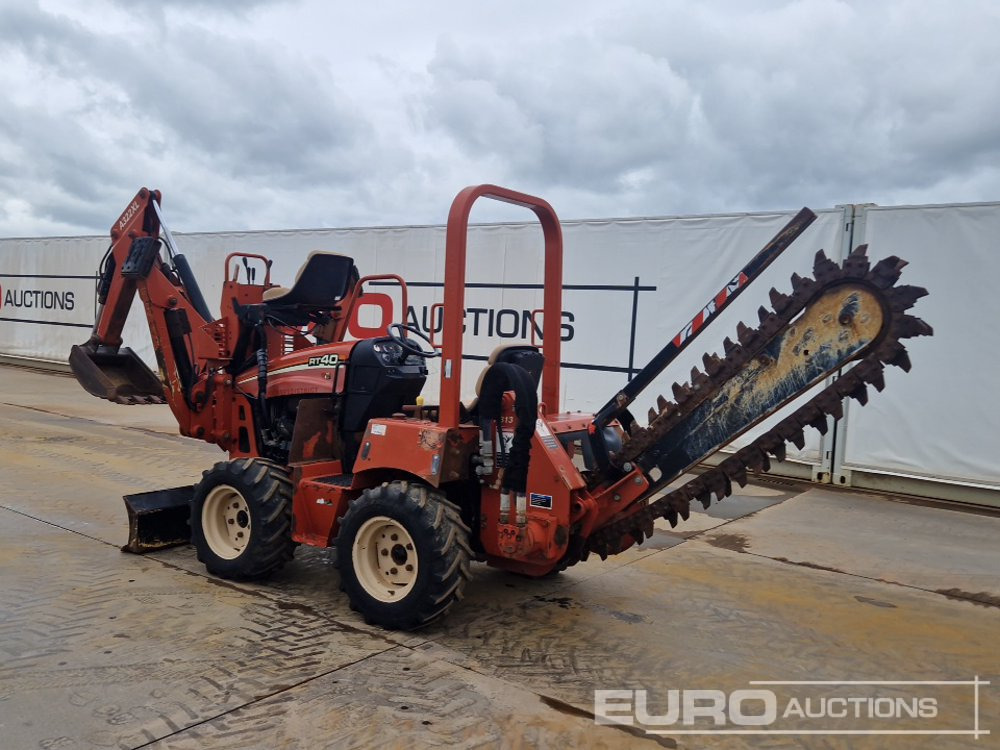 2009 Ditch Witch RT40 - Траншеекопатель: фото 3 2009 Ditch Witch RT40 - Траншеекопатель: фото 3