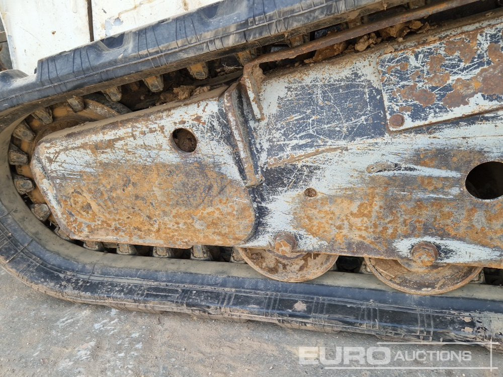 Мини-погрузчик с бортовым поворотом 2015 Bobcat T590: фото 13