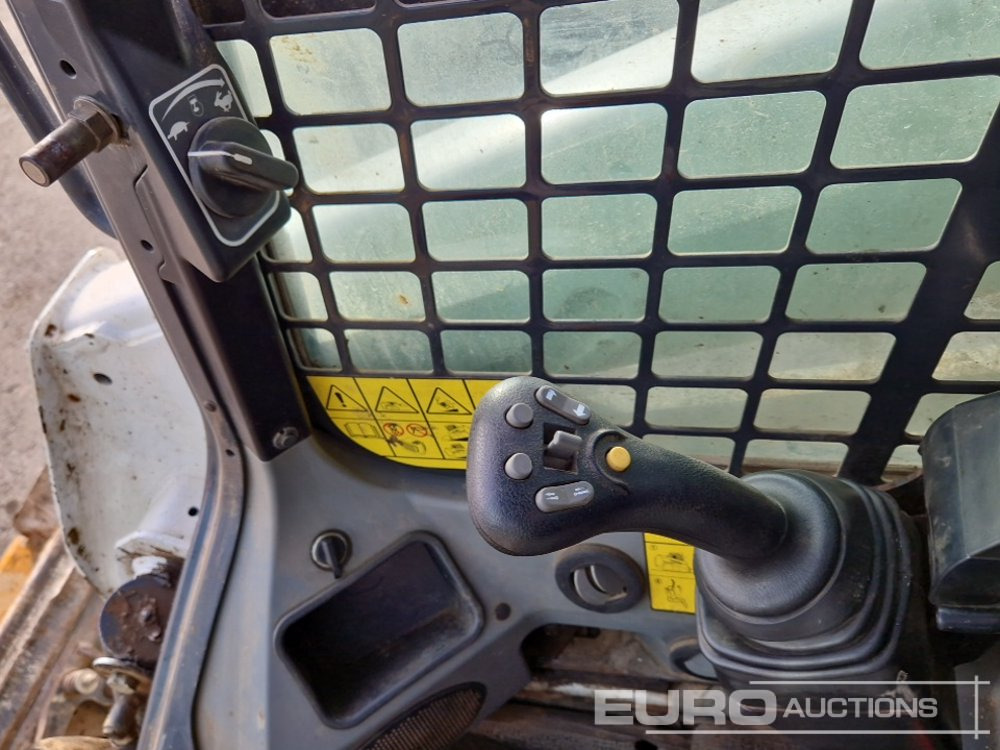 Мини-погрузчик с бортовым поворотом 2015 Bobcat T590: фото 28