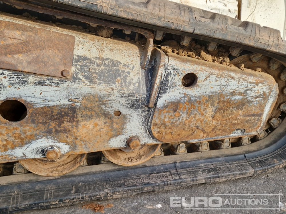 Мини-погрузчик с бортовым поворотом 2015 Bobcat T590: фото 10