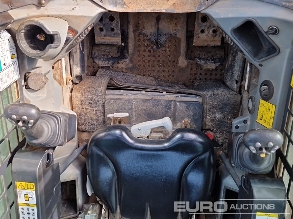 Мини-погрузчик с бортовым поворотом 2015 Bobcat T590: фото 26