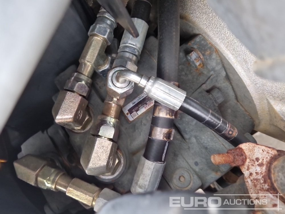 Мини-экскаватор 2017 JCB 8026 CTS: фото 18 Мини-экскаватор 2017 JCB 8026 CTS: фото 18