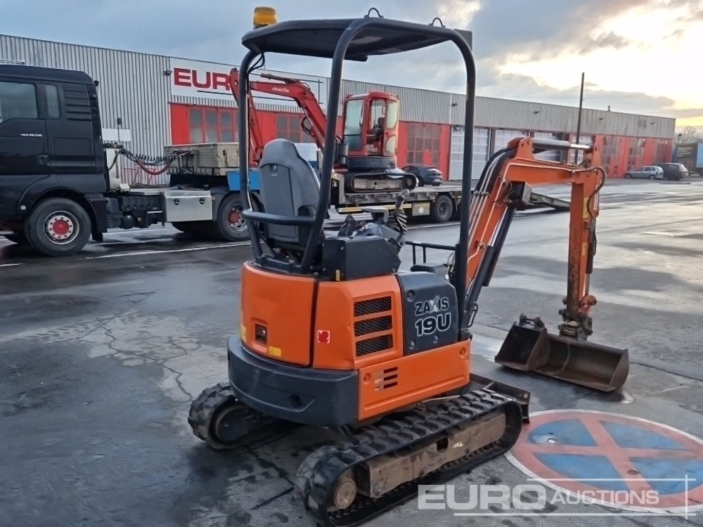 2019 Hitachi ZX19U-5A - Мини-экскаватор: фото 4 2019 Hitachi ZX19U-5A - Мини-экскаватор: фото 4
