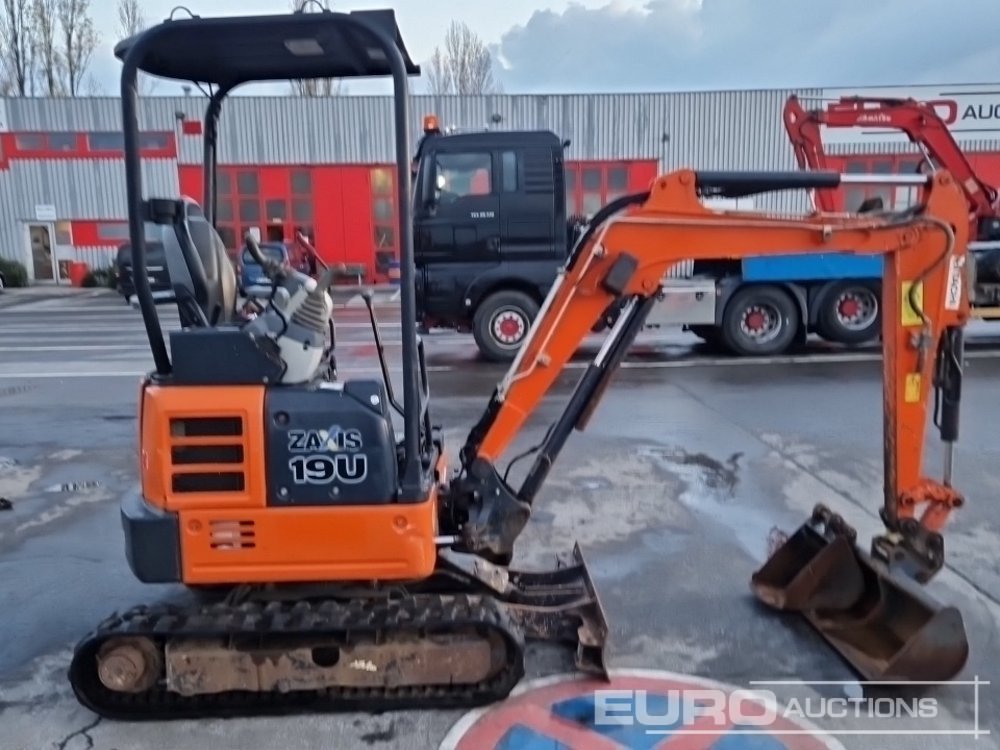 2019 Hitachi ZX19U-5A YR - Мини-экскаватор: фото 5 2019 Hitachi ZX19U-5A YR - Мини-экскаватор: фото 5