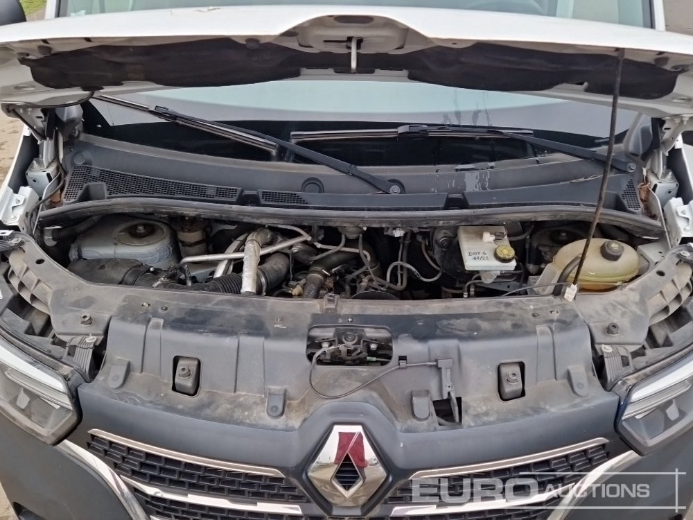 Грузовик с подъемником 2019 Renault Master 135: фото 13