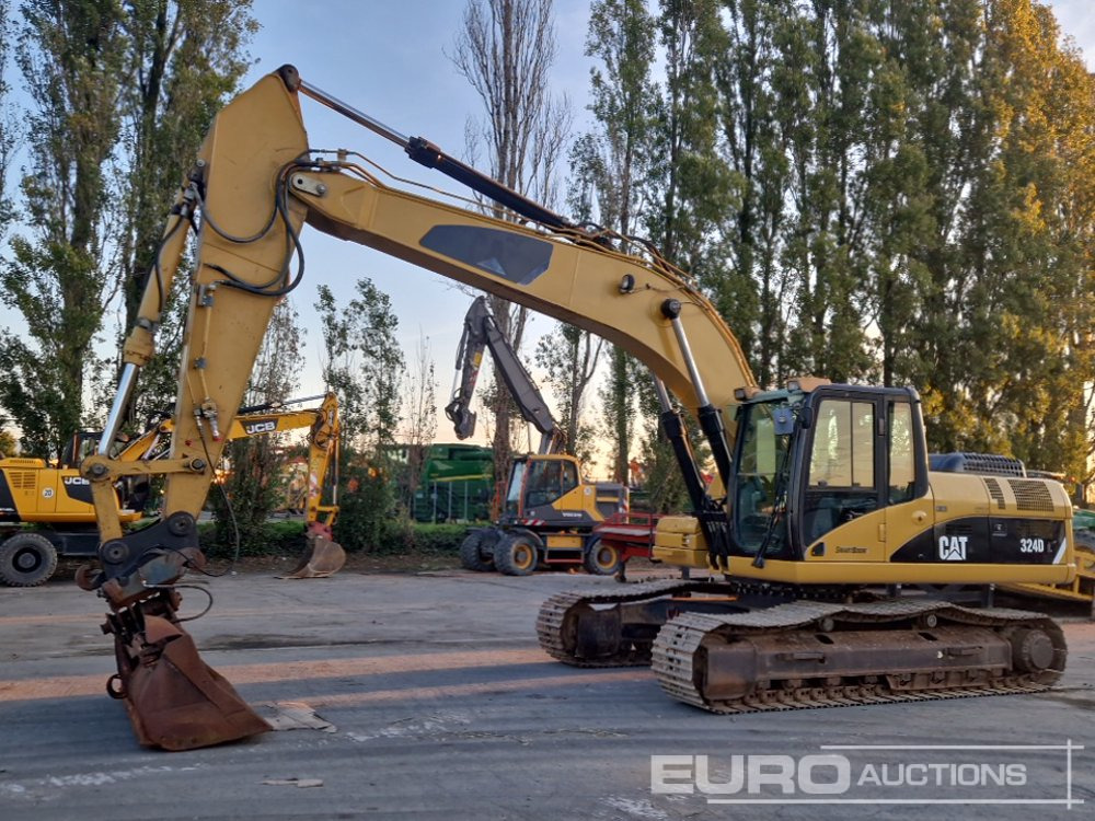 CAT 324D - Гусеничный экскаватор: фото 1 CAT 324D - Гусеничный экскаватор: фото 1