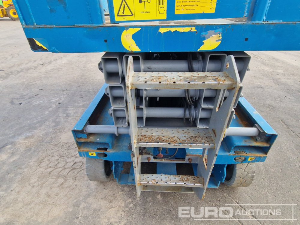 Ножничный подъемник Genie GS-2646: фото 9