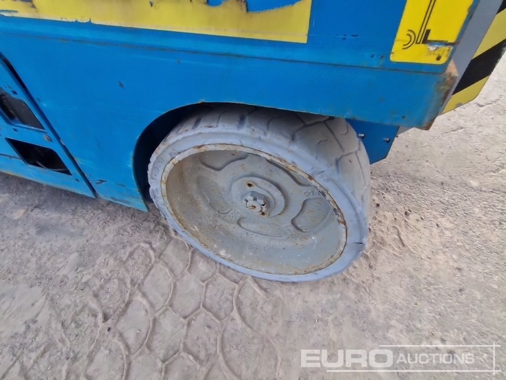 Ножничный подъемник Genie GS-2646: фото 7