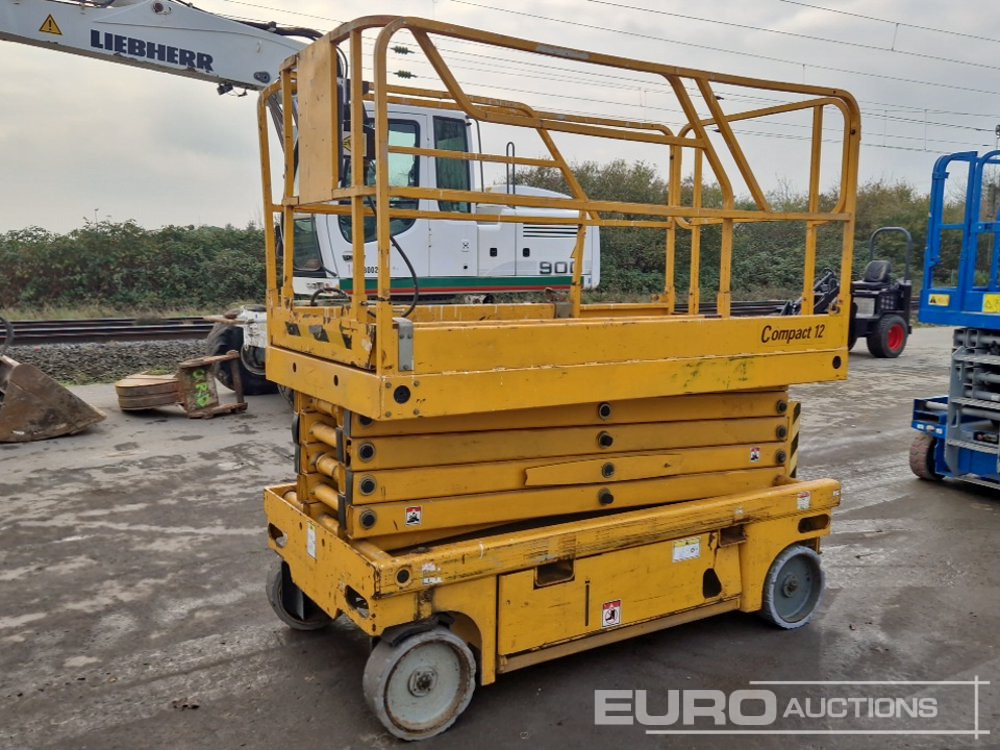 Haulotte Compact 12 - Подъёмник: фото 1 Haulotte Compact 12 - Подъёмник: фото 1