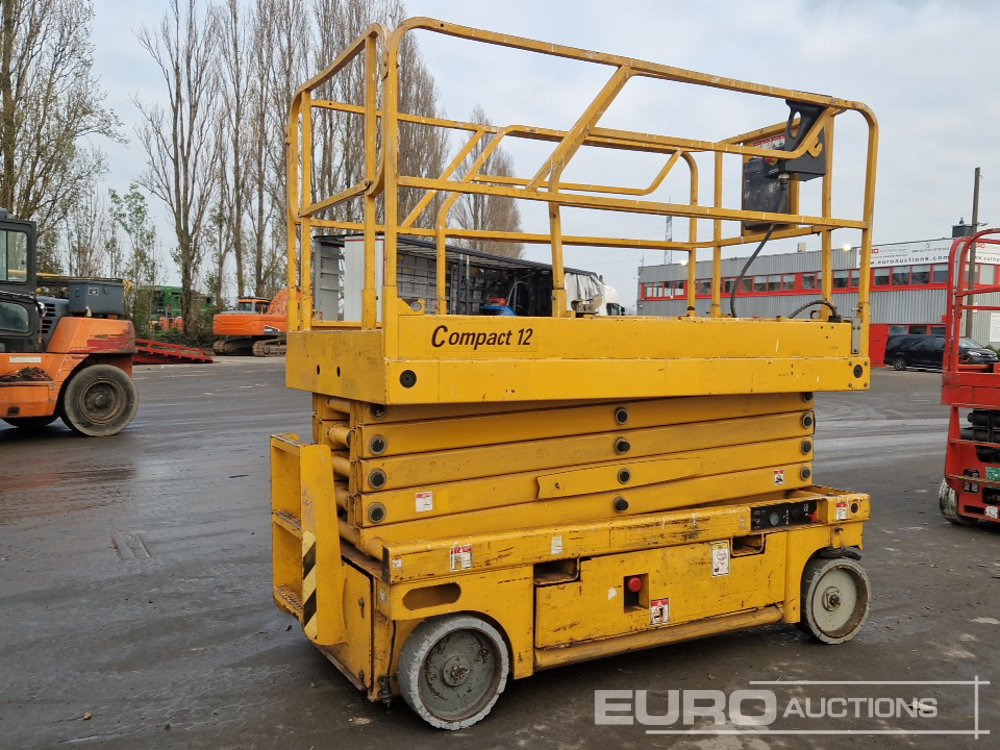 Haulotte Compact 12 - Подъёмник: фото 4 Haulotte Compact 12 - Подъёмник: фото 4