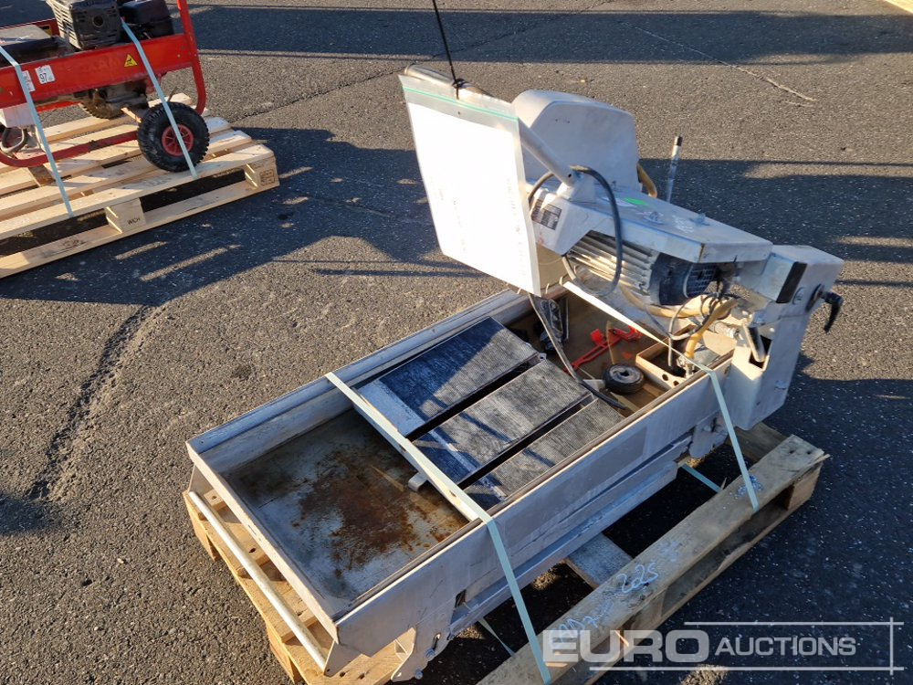 Husqvarna TS350E - Асфальтоукладочная техника: фото 3 Husqvarna TS350E - Асфальтоукладочная техника: фото 3