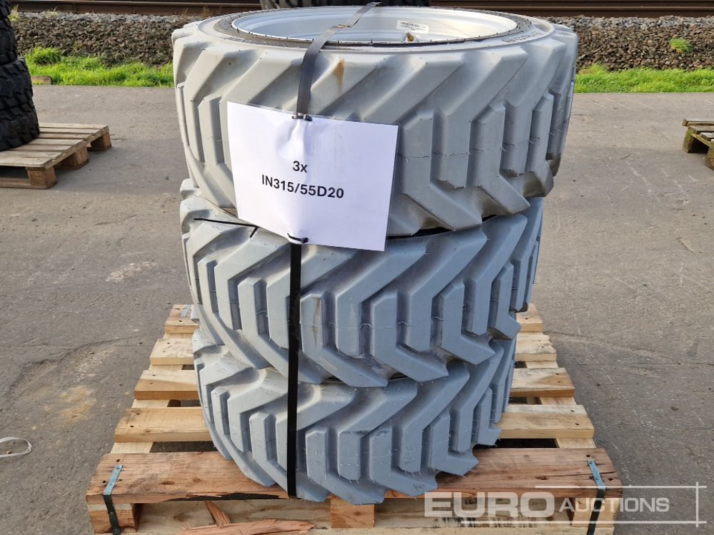 IN315/55D20 Tyres with Rims (3 of) - Шина: фото 1 IN315/55D20 Tyres with Rims (3 of) - Шина: фото 1